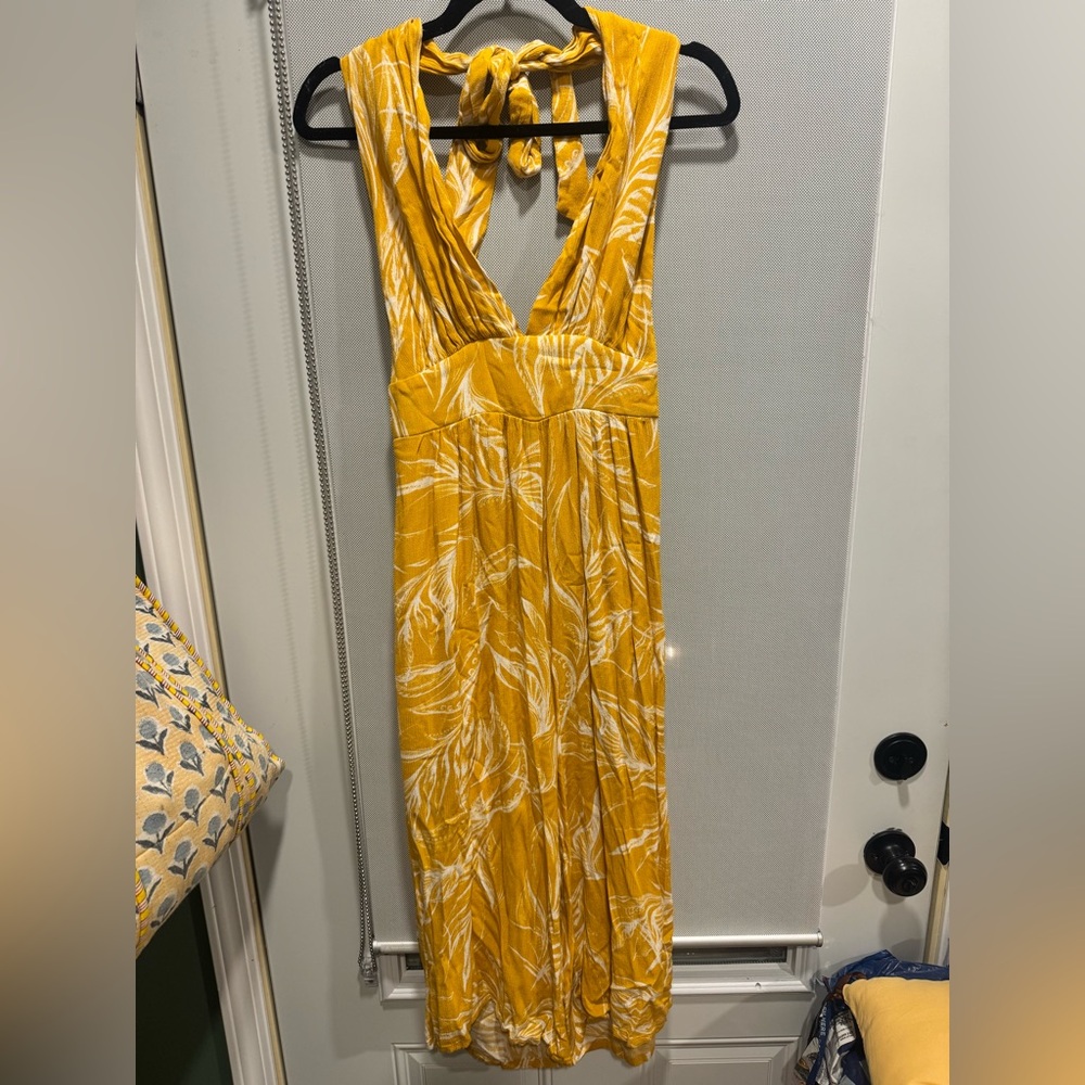 ILLA ILLA Mustard Floral Backless Dress